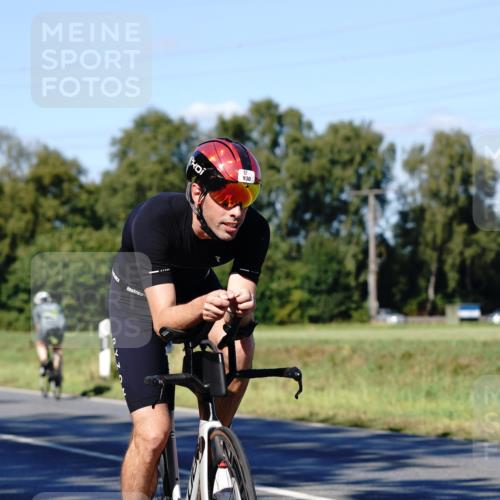 07.09.2025 - 19. Norderstedt Triathlon Michael Burmester http://msf.ph/oto/8840905 07.09.2025 15:12:25 Radfahren 930 meine-sportfotos.de