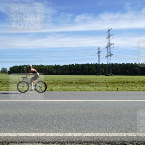 07.09.2025 - 19. Norderstedt Triathlon Michael Burmester http://msf.ph/oto/8840922 07.09.2025 12:22:51 Radfahren 820, 856 meine-sportfotos.de