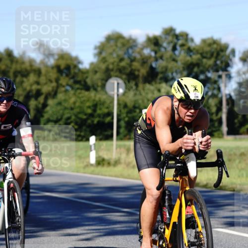 07.09.2025 - 19. Norderstedt Triathlon Michael Burmester http://msf.ph/oto/8840952 07.09.2025 15:13:33 Radfahren 414, 446, 896, 1414, 1497, 1532 meine-sportfotos.de