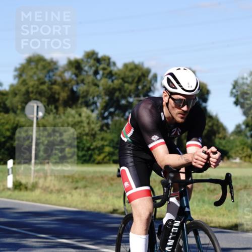07.09.2025 - 19. Norderstedt Triathlon Michael Burmester http://msf.ph/oto/8840958 07.09.2025 15:13:35 Radfahren 414, 446, 896, 1414, 1532 meine-sportfotos.de
