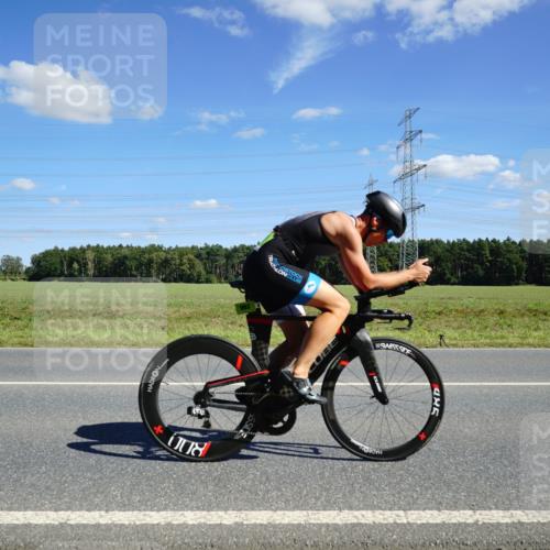 07.09.2025 - 19. Norderstedt Triathlon Michael Burmester http://msf.ph/oto/8840960 07.09.2025 14:30:21 Radfahren 411, 961, 990, 992, 1041 meine-sportfotos.de
