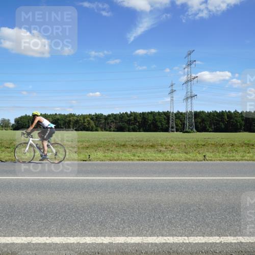 07.09.2025 - 19. Norderstedt Triathlon Michael Burmester http://msf.ph/oto/8840998 07.09.2025 14:30:29 Radfahren 959 meine-sportfotos.de