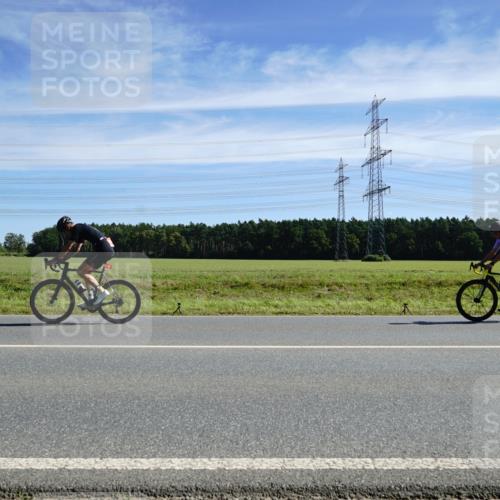 07.09.2025 - 19. Norderstedt Triathlon Michael Burmester http://msf.ph/oto/8841010 07.09.2025 12:23:03 Radfahren 1249, 1293 meine-sportfotos.de