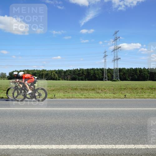 07.09.2025 - 19. Norderstedt Triathlon Michael Burmester http://msf.ph/oto/8841062 07.09.2025 14:30:43 Radfahren 989, 1000, 1022 meine-sportfotos.de