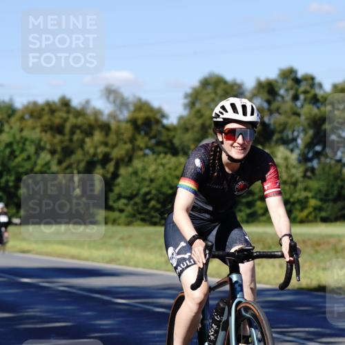 07.09.2025 - 19. Norderstedt Triathlon Michael Burmester http://msf.ph/oto/8841079 07.09.2025 15:17:36 Radfahren 399, 878, 1470 meine-sportfotos.de