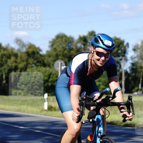 07.09.2025 - 19. Norderstedt Triathlon Michael Burmester http://msf.ph/oto/8841084 07.09.2025 15:17:37 Radfahren 399, 878, 1470 meine-sportfotos.de