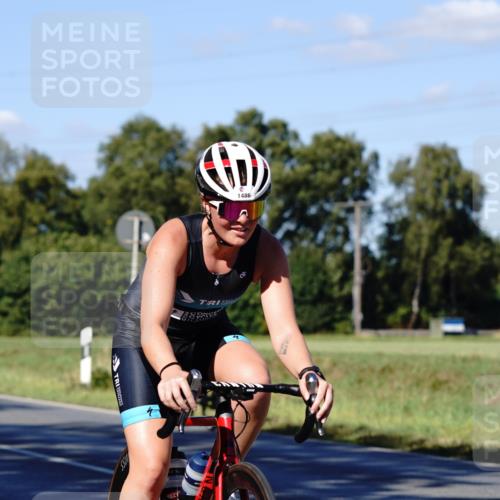07.09.2025 - 19. Norderstedt Triathlon Michael Burmester http://msf.ph/oto/8841091 07.09.2025 15:17:44 Radfahren 889, 913, 1486 meine-sportfotos.de