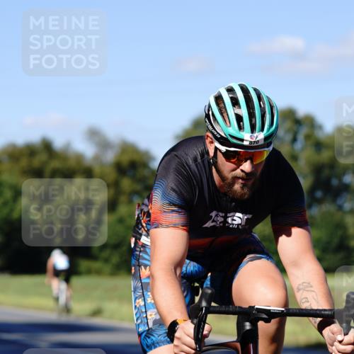 07.09.2025 - 19. Norderstedt Triathlon Michael Burmester http://msf.ph/oto/8841101 07.09.2025 15:19:00 Radfahren 870 meine-sportfotos.de