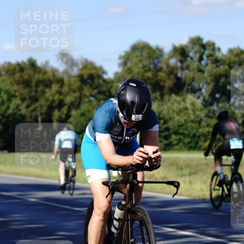 07.09.2025 - 19. Norderstedt Triathlon Michael Burmester http://msf.ph/oto/8841116 07.09.2025 15:19:29 Radfahren 438, 442, 1528 meine-sportfotos.de