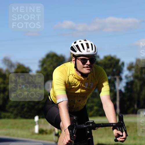 07.09.2025 - 19. Norderstedt Triathlon Michael Burmester http://msf.ph/oto/8841130 07.09.2025 15:19:43 Radfahren 937 meine-sportfotos.de