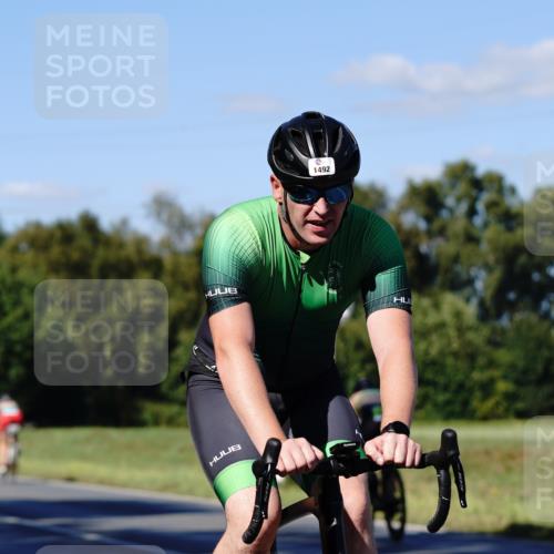 07.09.2025 - 19. Norderstedt Triathlon Michael Burmester http://msf.ph/oto/8841133 07.09.2025 15:19:49 Radfahren 1492, 1511, 1534 meine-sportfotos.de