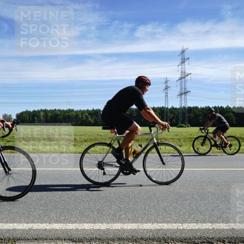 07.09.2025 - 19. Norderstedt Triathlon Michael Burmester http://msf.ph/oto/8841139 07.09.2025 12:23:31 Radfahren 173, 835, 1296, 1379 meine-sportfotos.de