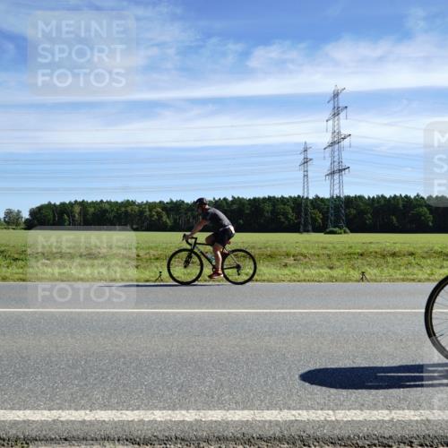 07.09.2025 - 19. Norderstedt Triathlon Michael Burmester http://msf.ph/oto/8841147 07.09.2025 12:23:31 Radfahren 173, 835, 1296, 1379 meine-sportfotos.de