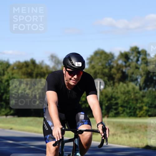 07.09.2025 - 19. Norderstedt Triathlon Michael Burmester http://msf.ph/oto/8841148 07.09.2025 15:20:09 Radfahren 401, 868, 1413, 1526 meine-sportfotos.de