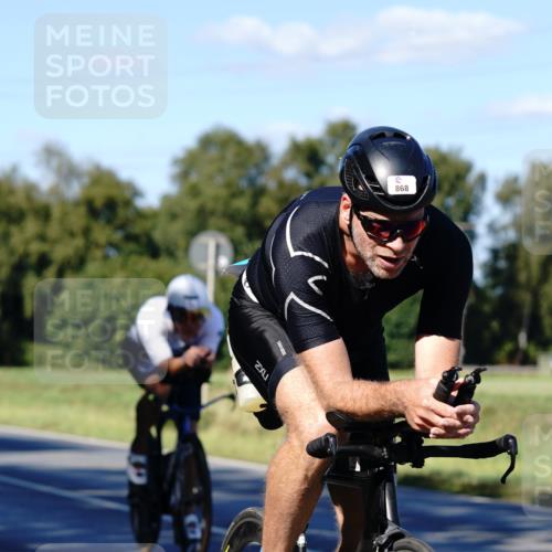 07.09.2025 - 19. Norderstedt Triathlon Michael Burmester http://msf.ph/oto/8841154 07.09.2025 15:20:12 Radfahren 868, 1495, 1526 meine-sportfotos.de