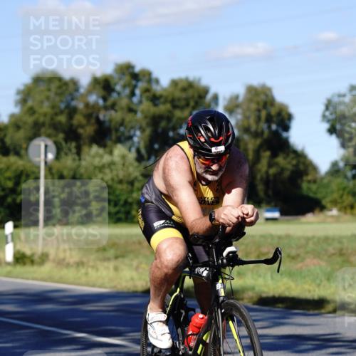07.09.2025 - 19. Norderstedt Triathlon Michael Burmester http://msf.ph/oto/8841165 07.09.2025 15:20:25 Radfahren 1513, 1523 meine-sportfotos.de
