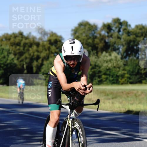 07.09.2025 - 19. Norderstedt Triathlon Michael Burmester http://msf.ph/oto/8841177 07.09.2025 15:20:38 Radfahren 945, 1506 meine-sportfotos.de