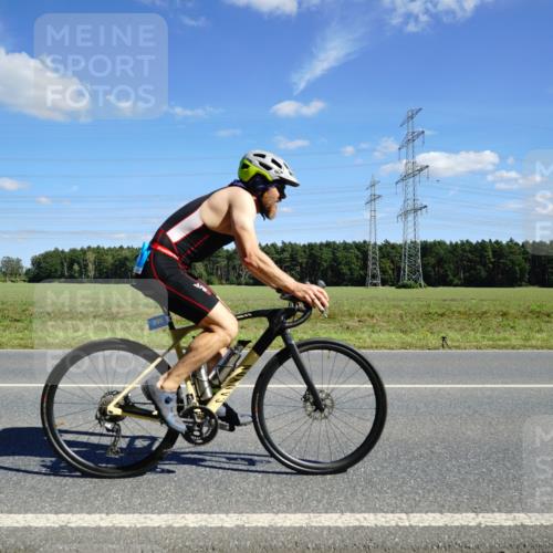 07.09.2025 - 19. Norderstedt Triathlon Michael Burmester http://msf.ph/oto/8841190 07.09.2025 14:31:01 Radfahren 395 meine-sportfotos.de