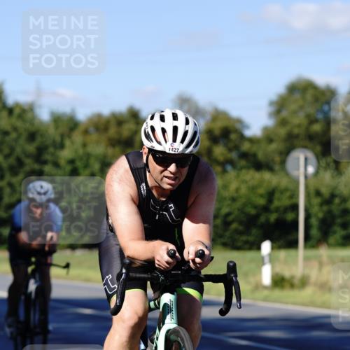 07.09.2025 - 19. Norderstedt Triathlon Michael Burmester http://msf.ph/oto/8841200 07.09.2025 15:21:01 Radfahren 903, 1427 meine-sportfotos.de