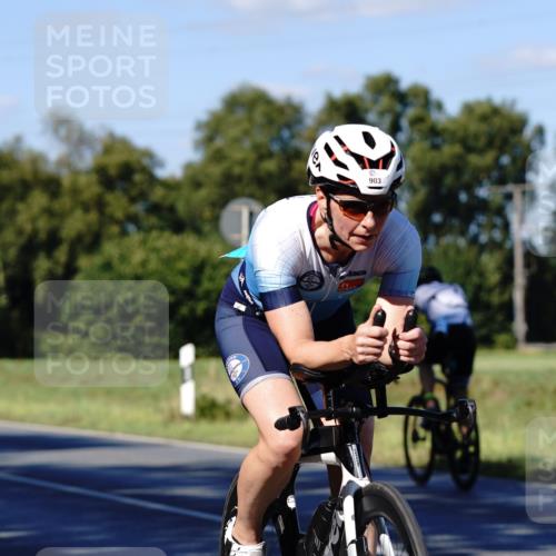 07.09.2025 - 19. Norderstedt Triathlon Michael Burmester http://msf.ph/oto/8841204 07.09.2025 15:21:02 Radfahren 416, 903, 936, 1427 meine-sportfotos.de
