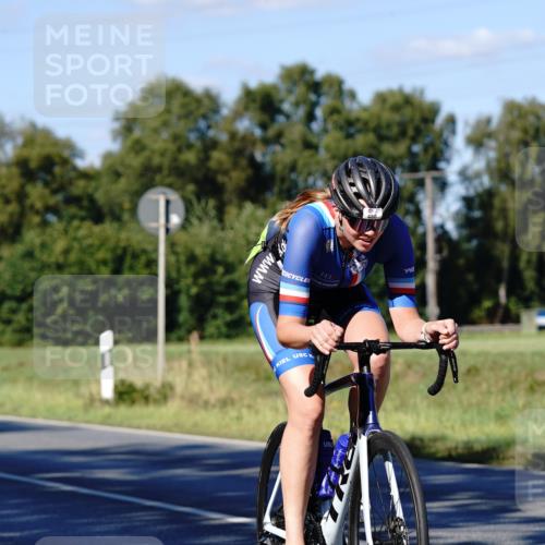 07.09.2025 - 19. Norderstedt Triathlon Michael Burmester http://msf.ph/oto/8841219 07.09.2025 15:21:13 Radfahren 480, 897, 914, 1504, 1537 meine-sportfotos.de