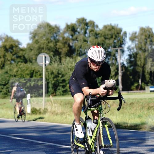 07.09.2025 - 19. Norderstedt Triathlon Michael Burmester http://msf.ph/oto/8841227 07.09.2025 15:21:17 Radfahren 473, 866, 897, 914, 1475, 1504 meine-sportfotos.de
