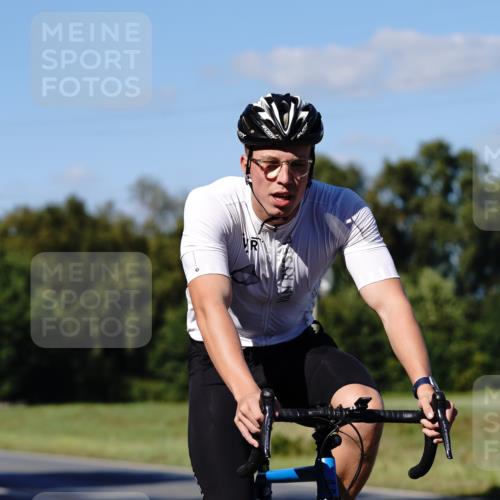 07.09.2025 - 19. Norderstedt Triathlon Michael Burmester http://msf.ph/oto/8841233 07.09.2025 15:21:21 Radfahren 1475, 1533, 1546 meine-sportfotos.de