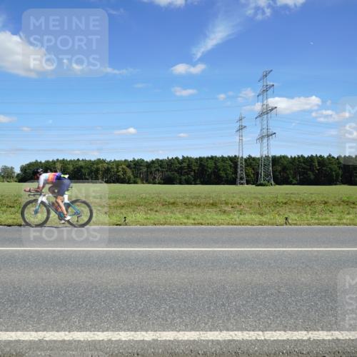 07.09.2025 - 19. Norderstedt Triathlon Michael Burmester http://msf.ph/oto/8841235 07.09.2025 14:31:13 Radfahren 1010, 1016 meine-sportfotos.de