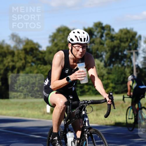 07.09.2025 - 19. Norderstedt Triathlon Michael Burmester http://msf.ph/oto/8841236 07.09.2025 15:21:23 Radfahren 1533, 1546 meine-sportfotos.de