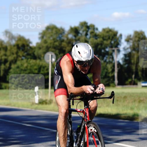 07.09.2025 - 19. Norderstedt Triathlon Michael Burmester http://msf.ph/oto/8841267 07.09.2025 15:21:57 Radfahren 415, 475, 1410, 1417, 1479 meine-sportfotos.de