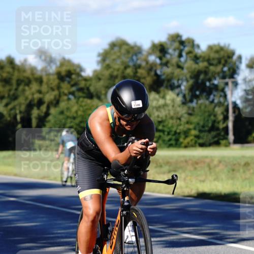 07.09.2025 - 19. Norderstedt Triathlon Michael Burmester http://msf.ph/oto/8841306 07.09.2025 15:22:34 Radfahren 1500, 1507, 1512 meine-sportfotos.de