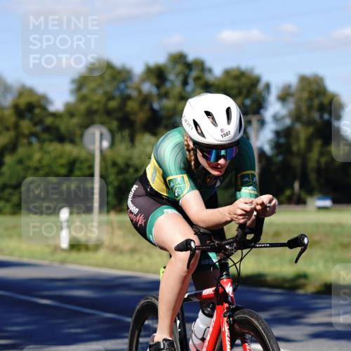 07.09.2025 - 19. Norderstedt Triathlon Michael Burmester http://msf.ph/oto/8841310 07.09.2025 15:22:36 Radfahren 916, 1500, 1507 meine-sportfotos.de