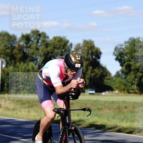 07.09.2025 - 19. Norderstedt Triathlon Michael Burmester http://msf.ph/oto/8841335 07.09.2025 15:23:19 Radfahren 1530, 1544 meine-sportfotos.de