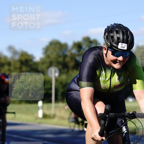 07.09.2025 - 19. Norderstedt Triathlon Michael Burmester http://msf.ph/oto/8841338 07.09.2025 15:23:26 Radfahren 454, 915, 930 meine-sportfotos.de