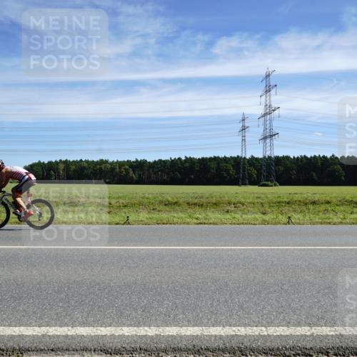 07.09.2025 - 19. Norderstedt Triathlon Michael Burmester http://msf.ph/oto/8841340 07.09.2025 12:24:13 Radfahren 261, 756, 798 meine-sportfotos.de