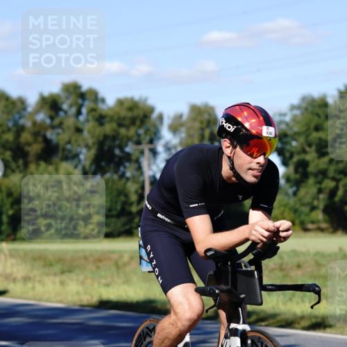 07.09.2025 - 19. Norderstedt Triathlon Michael Burmester http://msf.ph/oto/8841341 07.09.2025 15:23:26 Radfahren 454, 915, 930 meine-sportfotos.de