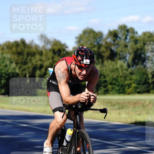 07.09.2025 - 19. Norderstedt Triathlon Michael Burmester http://msf.ph/oto/8841346 07.09.2025 15:23:48 Radfahren 1429 meine-sportfotos.de