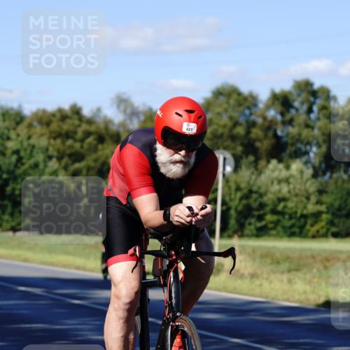 07.09.2025 - 19. Norderstedt Triathlon Michael Burmester http://msf.ph/oto/8841357 07.09.2025 15:24:04 Radfahren 421, 943 meine-sportfotos.de