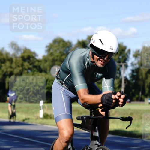 07.09.2025 - 19. Norderstedt Triathlon Michael Burmester http://msf.ph/oto/8841362 07.09.2025 15:24:48 Radfahren 408, 414, 460, 939, 940, 954, 1539 meine-sportfotos.de