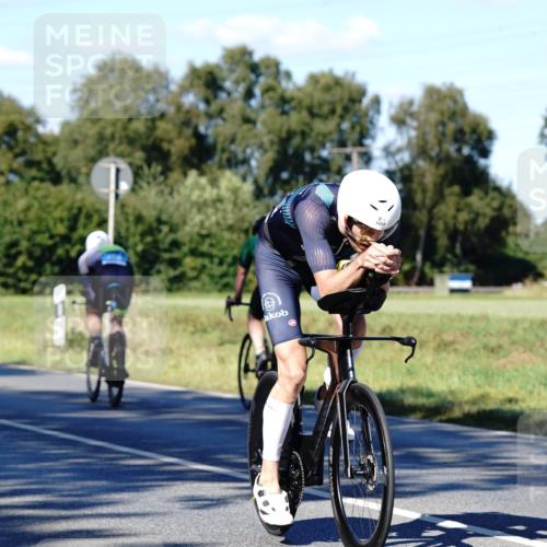 07.09.2025 - 19. Norderstedt Triathlon Michael Burmester http://msf.ph/oto/8841375 07.09.2025 15:25:17 Radfahren 894, 1433, 1532 meine-sportfotos.de