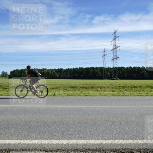 07.09.2025 - 19. Norderstedt Triathlon Michael Burmester http://msf.ph/oto/8841377 07.09.2025 12:24:23 Radfahren 249, 802, 1350 meine-sportfotos.de