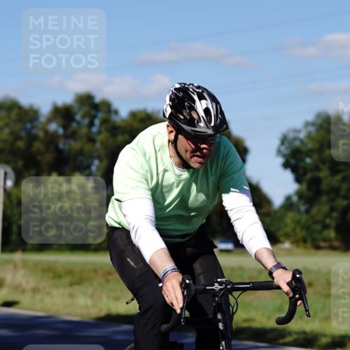 07.09.2025 - 19. Norderstedt Triathlon Michael Burmester http://msf.ph/oto/8841381 07.09.2025 15:25:24 Radfahren 425, 439, 905 meine-sportfotos.de