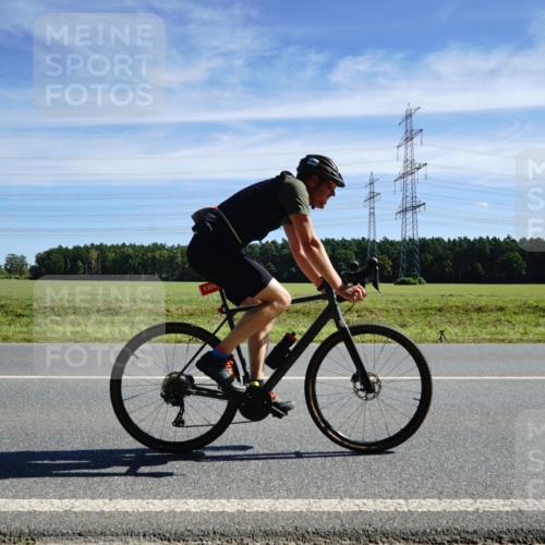 07.09.2025 - 19. Norderstedt Triathlon Michael Burmester http://msf.ph/oto/8841386 07.09.2025 12:24:25 Radfahren 802, 1350 meine-sportfotos.de