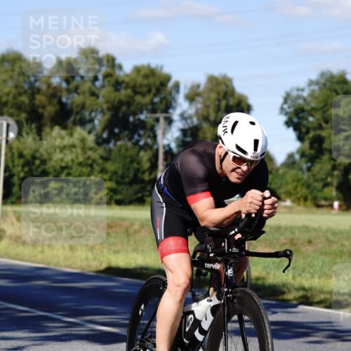 07.09.2025 - 19. Norderstedt Triathlon Michael Burmester http://msf.ph/oto/8841391 07.09.2025 15:25:41 Radfahren 384, 1412, 1538 meine-sportfotos.de