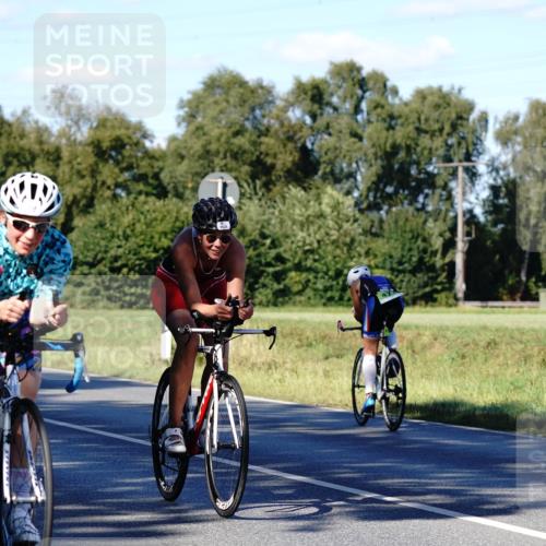 07.09.2025 - 19. Norderstedt Triathlon Michael Burmester http://msf.ph/oto/8841410 07.09.2025 15:25:56 Radfahren 405, 406, 443, 447, 910, 1432, 1510, 1514, 1531 meine-sportfotos.de