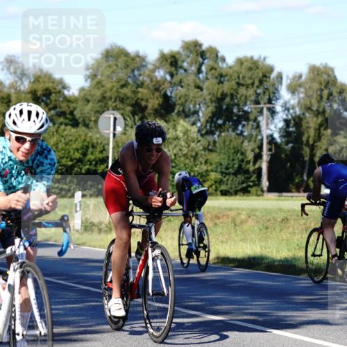 07.09.2025 - 19. Norderstedt Triathlon Michael Burmester http://msf.ph/oto/8841411 07.09.2025 15:25:57 Radfahren 405, 443, 447, 910, 1432, 1514, 1531 meine-sportfotos.de
