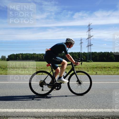 07.09.2025 - 19. Norderstedt Triathlon Michael Burmester http://msf.ph/oto/8841412 07.09.2025 12:24:33 Radfahren 818, 1297 meine-sportfotos.de