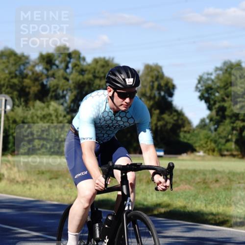 07.09.2025 - 19. Norderstedt Triathlon Michael Burmester http://msf.ph/oto/8841416 07.09.2025 15:25:59 Radfahren 405, 447, 1432, 1531 meine-sportfotos.de