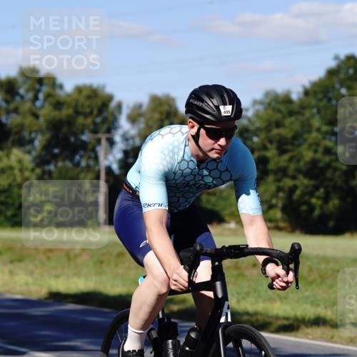 07.09.2025 - 19. Norderstedt Triathlon Michael Burmester http://msf.ph/oto/8841417 07.09.2025 15:25:59 Radfahren 405, 447, 1432, 1531 meine-sportfotos.de