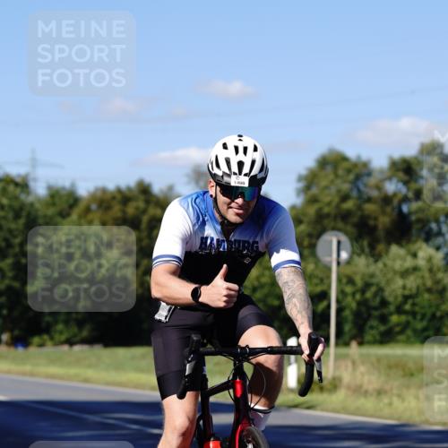 07.09.2025 - 19. Norderstedt Triathlon Michael Burmester http://msf.ph/oto/8841434 07.09.2025 15:26:24 Radfahren 1400, 1405, 1442 meine-sportfotos.de